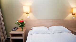 Гостиница Скайпорт Обь Стандартный двухместный номер с 1 кроватью-3
